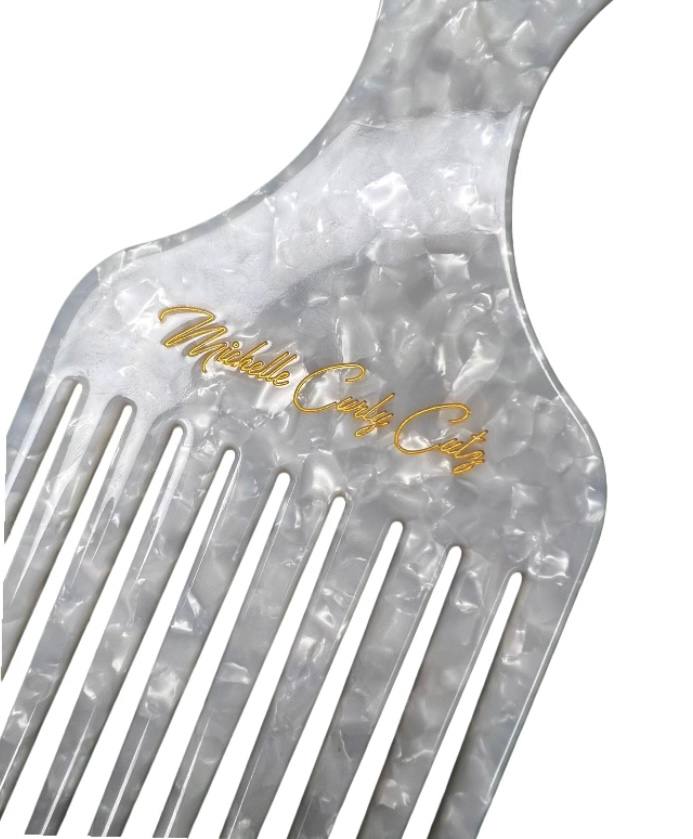 Cloud hair pick